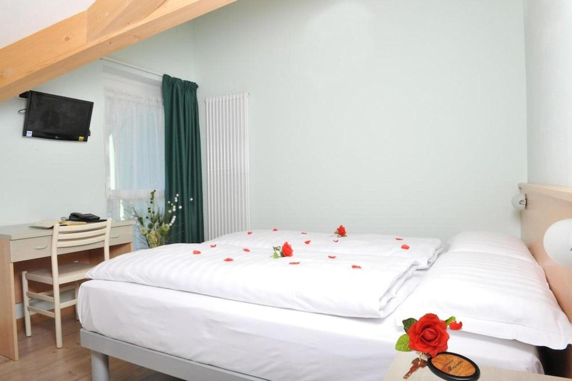 Hotel Garni Maria Monclassico Exterior photo